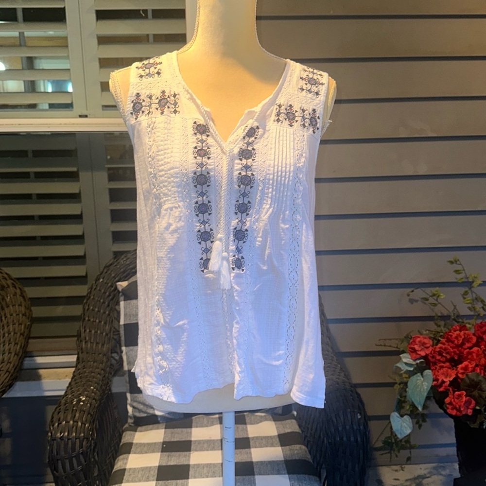 Lucky Brand Sleeveless Top